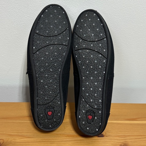 BOBS from Skechers for Dogs | Women’s Slip On | Memory Foam - Picture 5 of 6